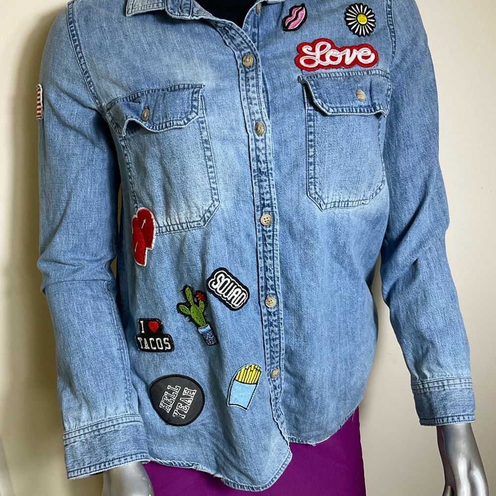 American Eagle Patch Oversized Fit Chambray Butto… - image 2